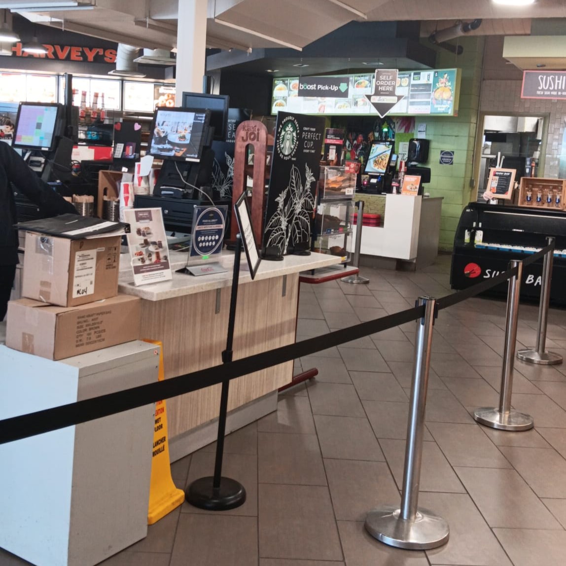 Cafeteria at the College:
Voices, trays, and footsteps overlapped in layered bursts of sound. The environment produced a constantly shifting acoustic field.